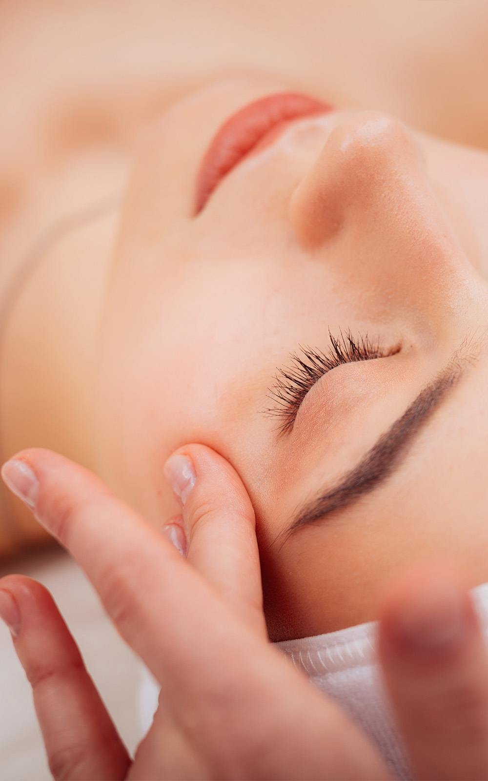 美 BI — Ocean Mineral Renewal Facial